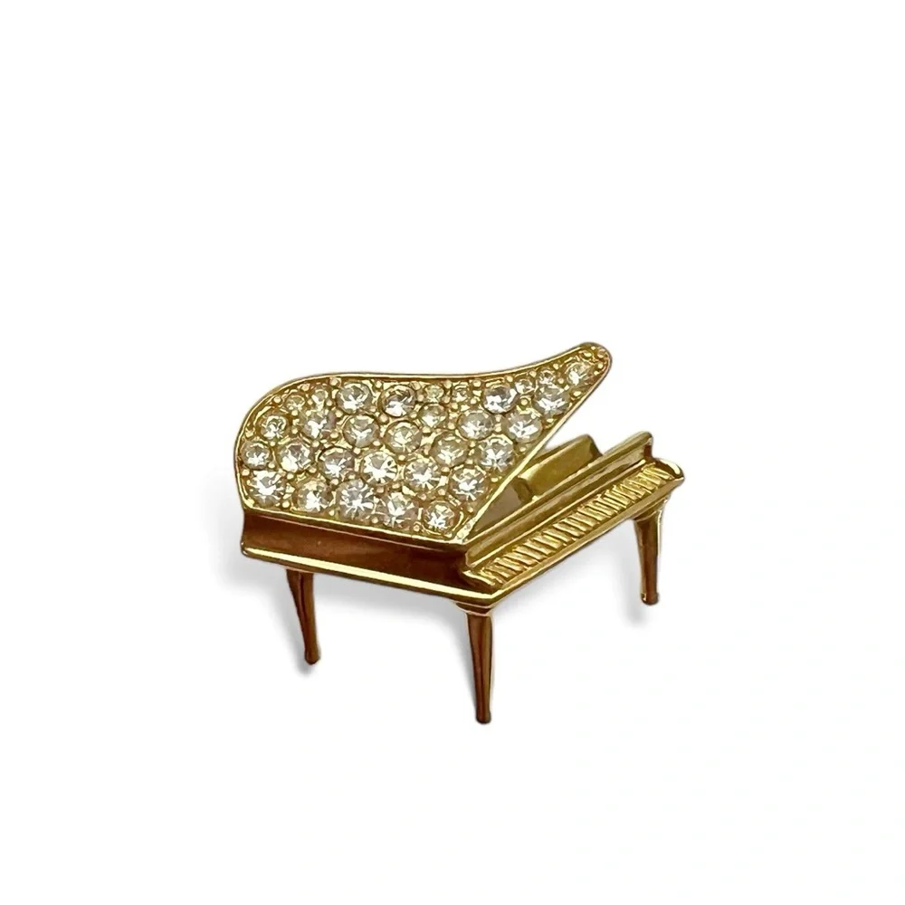 Vintage TRIFARI Grand Piano Goldtone Clear Rhinestone Pin Brooch